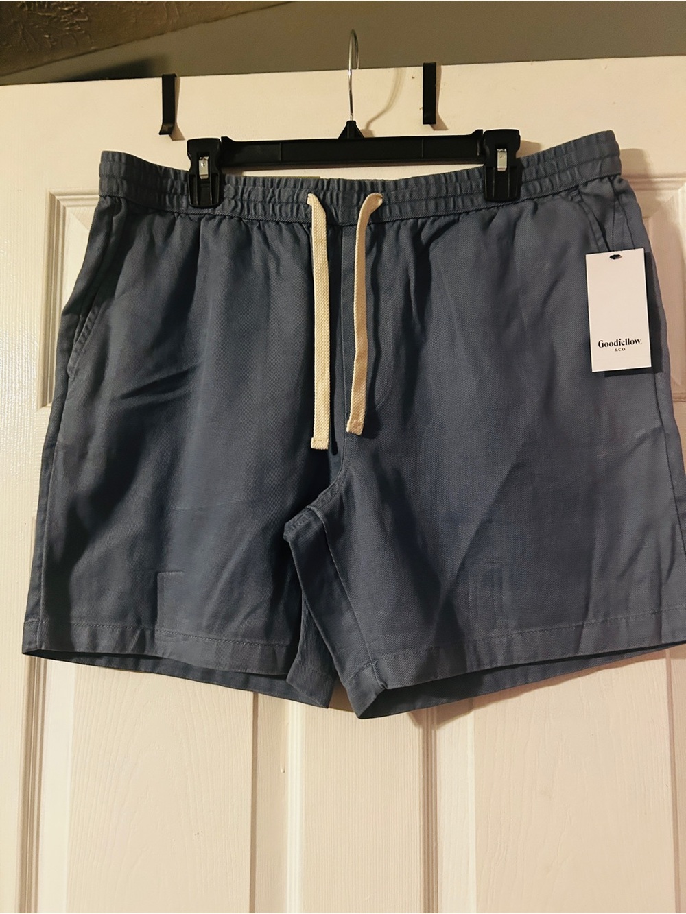 Goodfellow & Co Slate Blue Casual Shorts with Cream Tag
